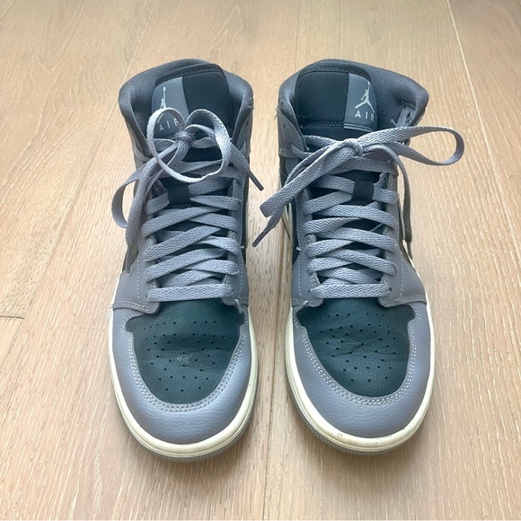 Air Jordan Women’s Sneakers in Black and Gray - Picture 3 of 5